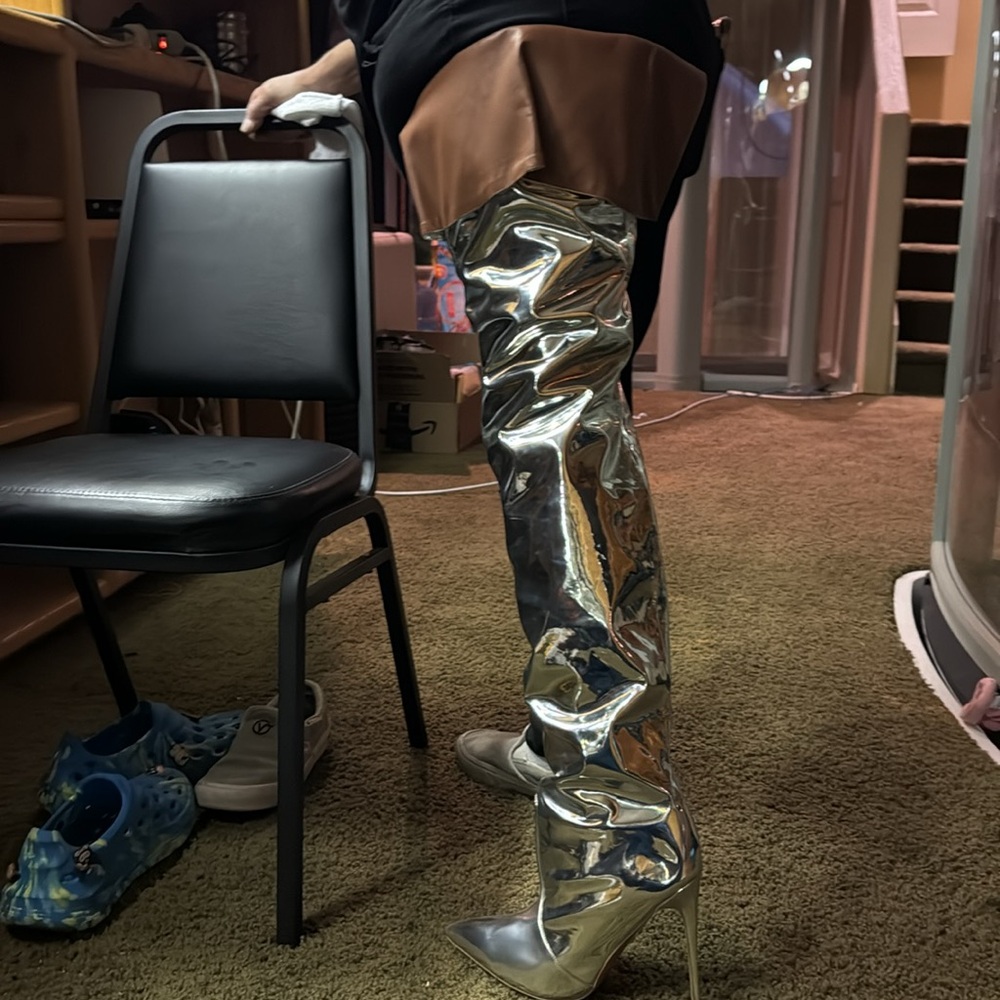 Custom boots - Picture 4 of 5